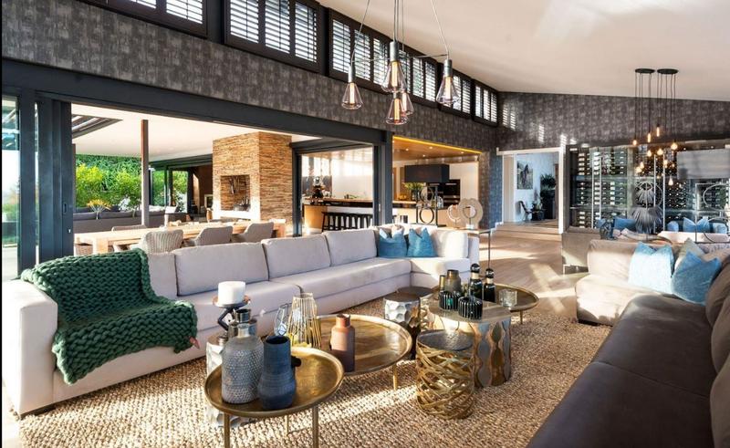 5 Bedroom Property for Sale in Bishopscourt Western Cape